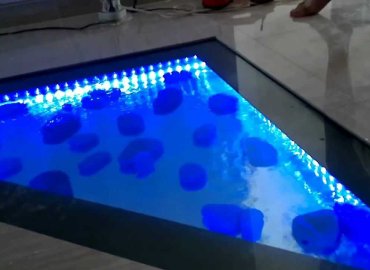 Стеклянные полы с подсветкой